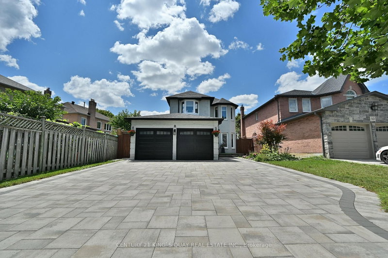 8 Major Elliot Court