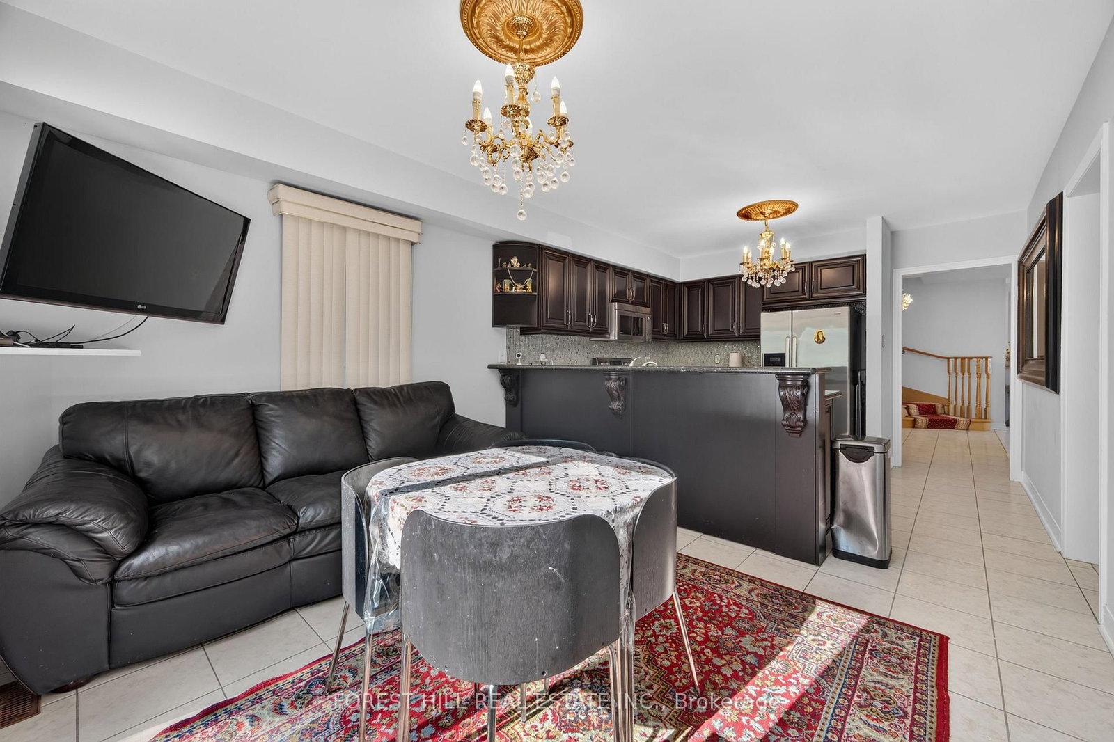 2 Ludford Drive • Richmond Hill, ON photo 12