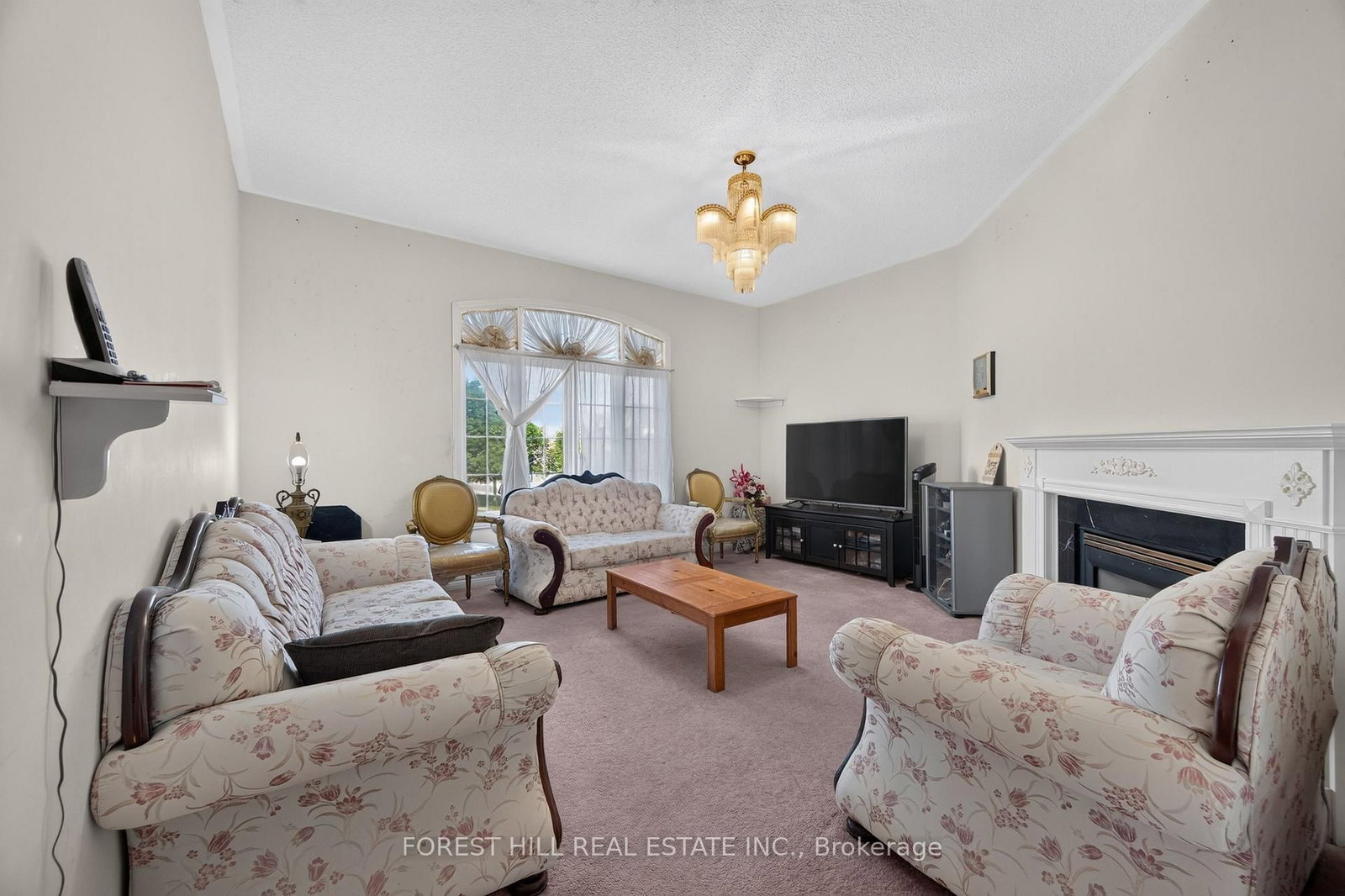 2 Ludford Drive • Richmond Hill, ON photo 14