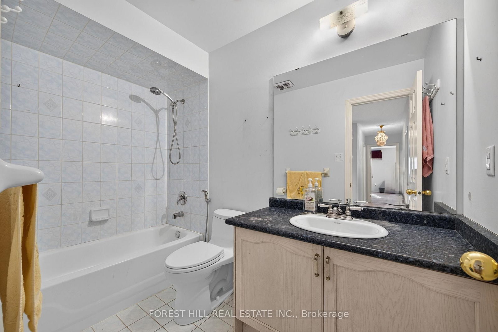 2 Ludford Drive • Richmond Hill, ON photo 19