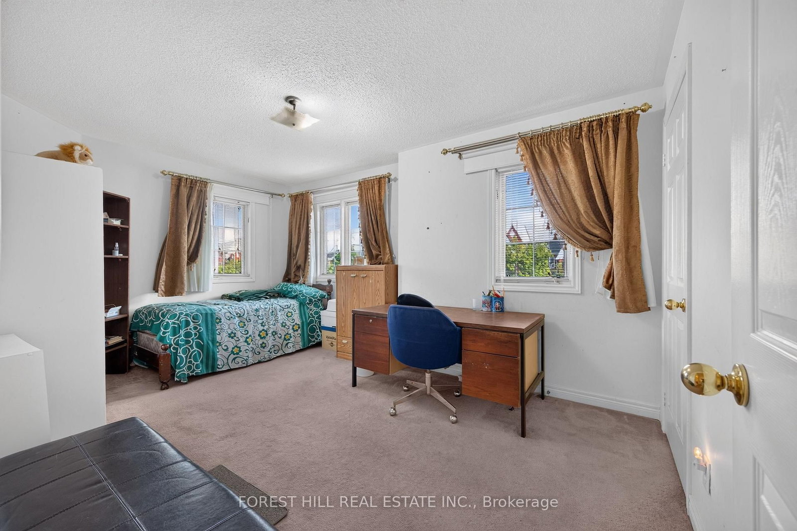 2 Ludford Drive • Richmond Hill, ON photo 20