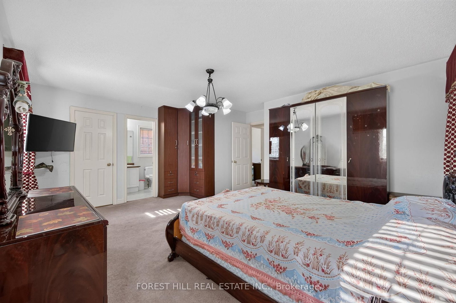 2 Ludford Drive • Richmond Hill, ON photo 28
