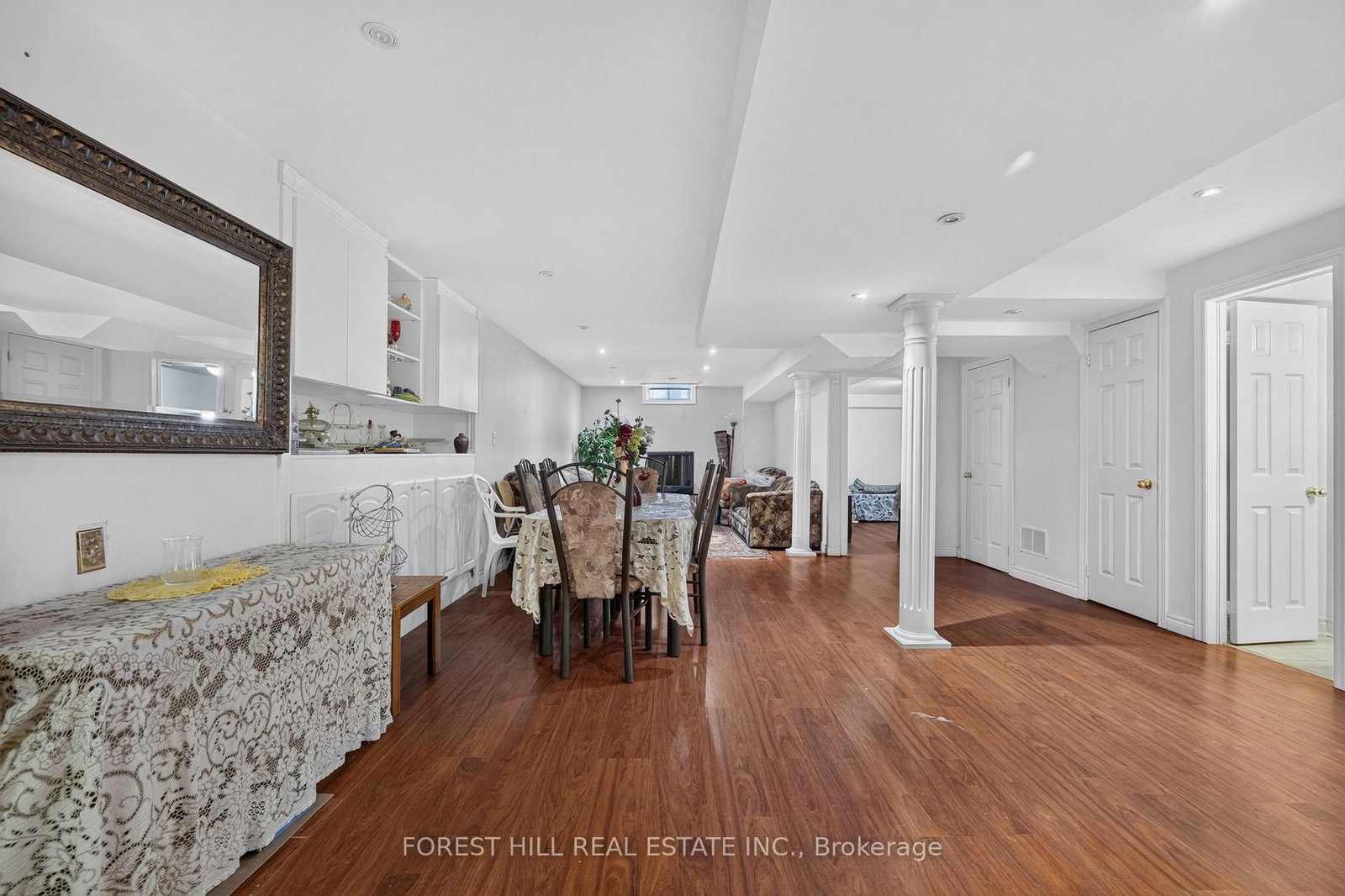 2 Ludford Drive • Richmond Hill, ON photo 32