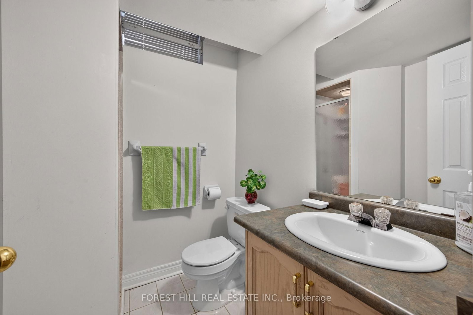 2 Ludford Drive • Richmond Hill, ON photo 37