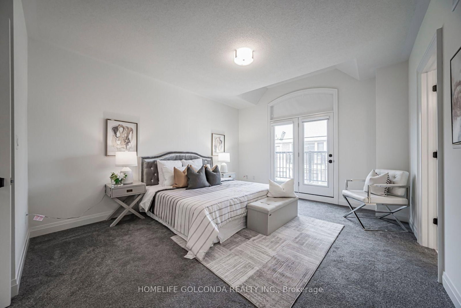 2 Silvermills Lane • Markham, ON photo 18