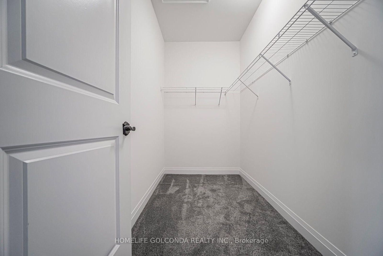 2 Silvermills Lane • Markham, ON photo 22