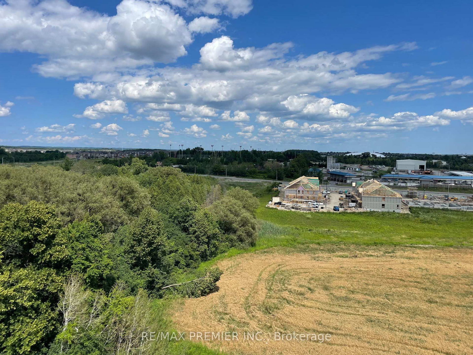 6 David Eyer Road • #811 • Richmond Hill, ON photo 22