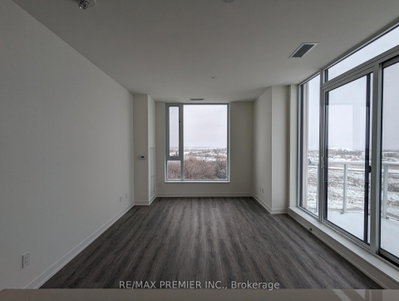 6 David Eyer Road • #811 • Richmond Hill, ON photo 8
