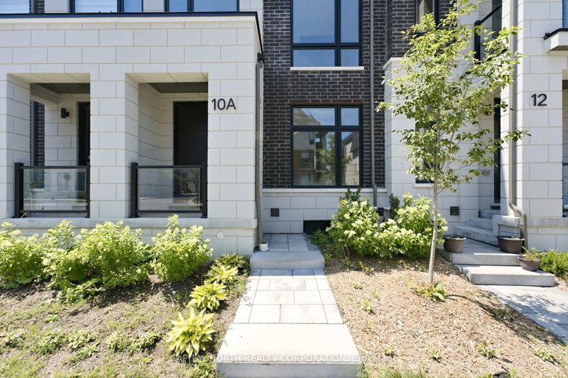10A McCachen Street