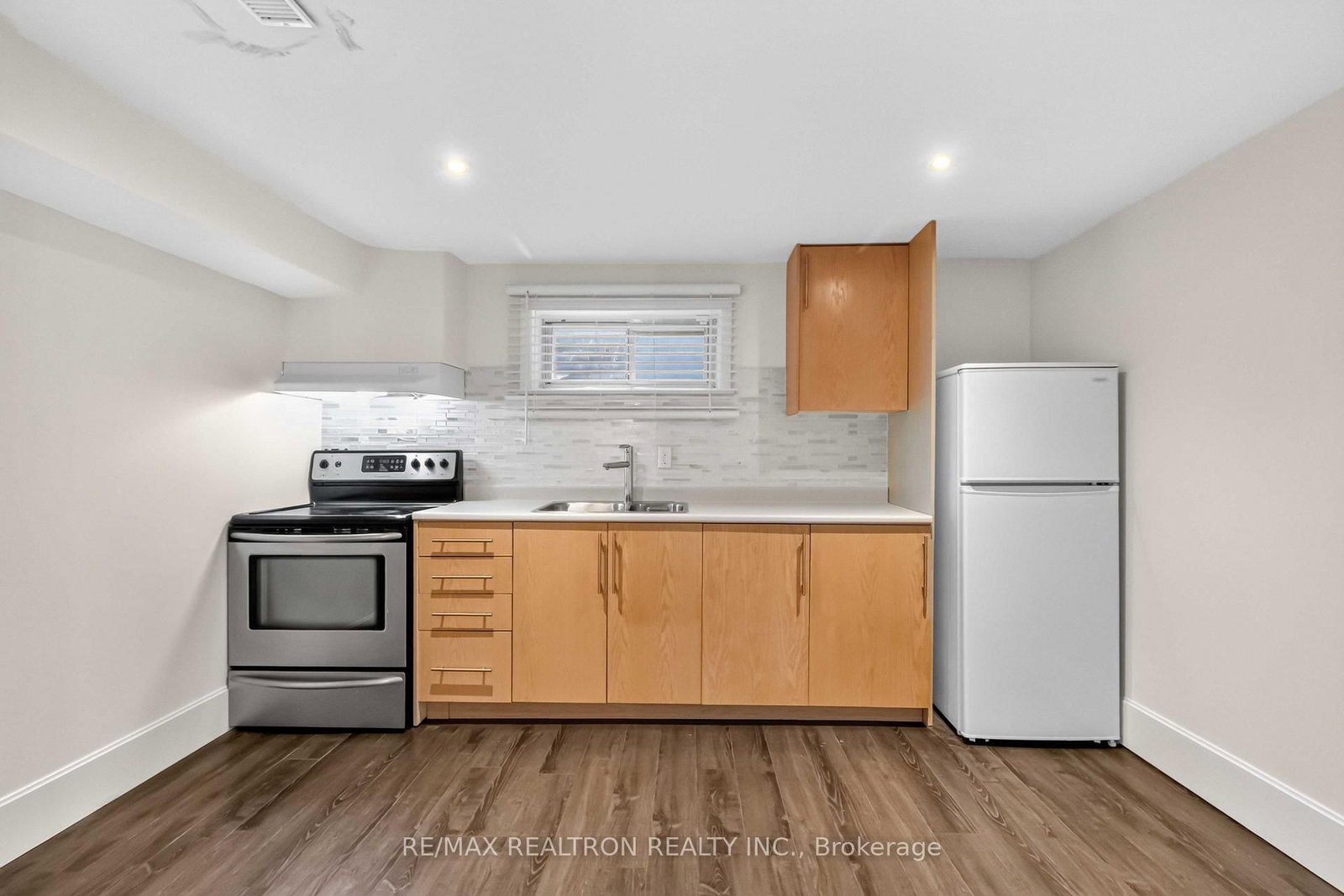 219 Bay Thorn Drive • Markham, ON photo 25