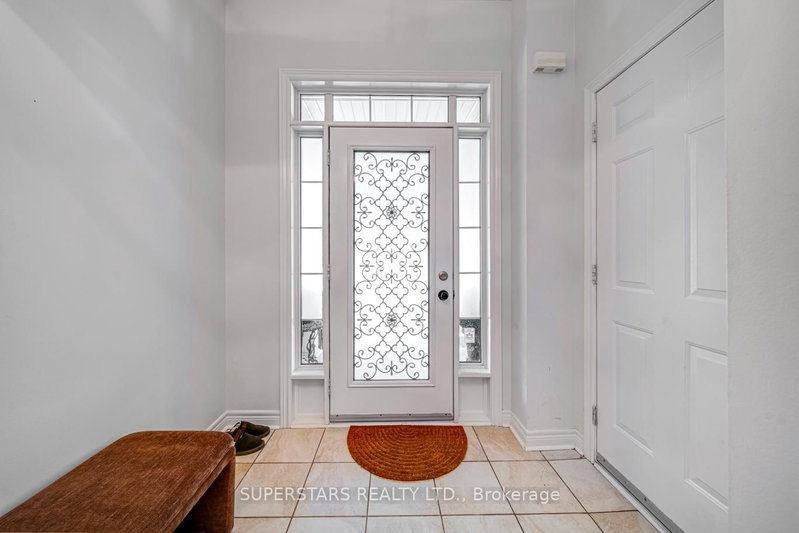 4 - 280 Paradelle Drive