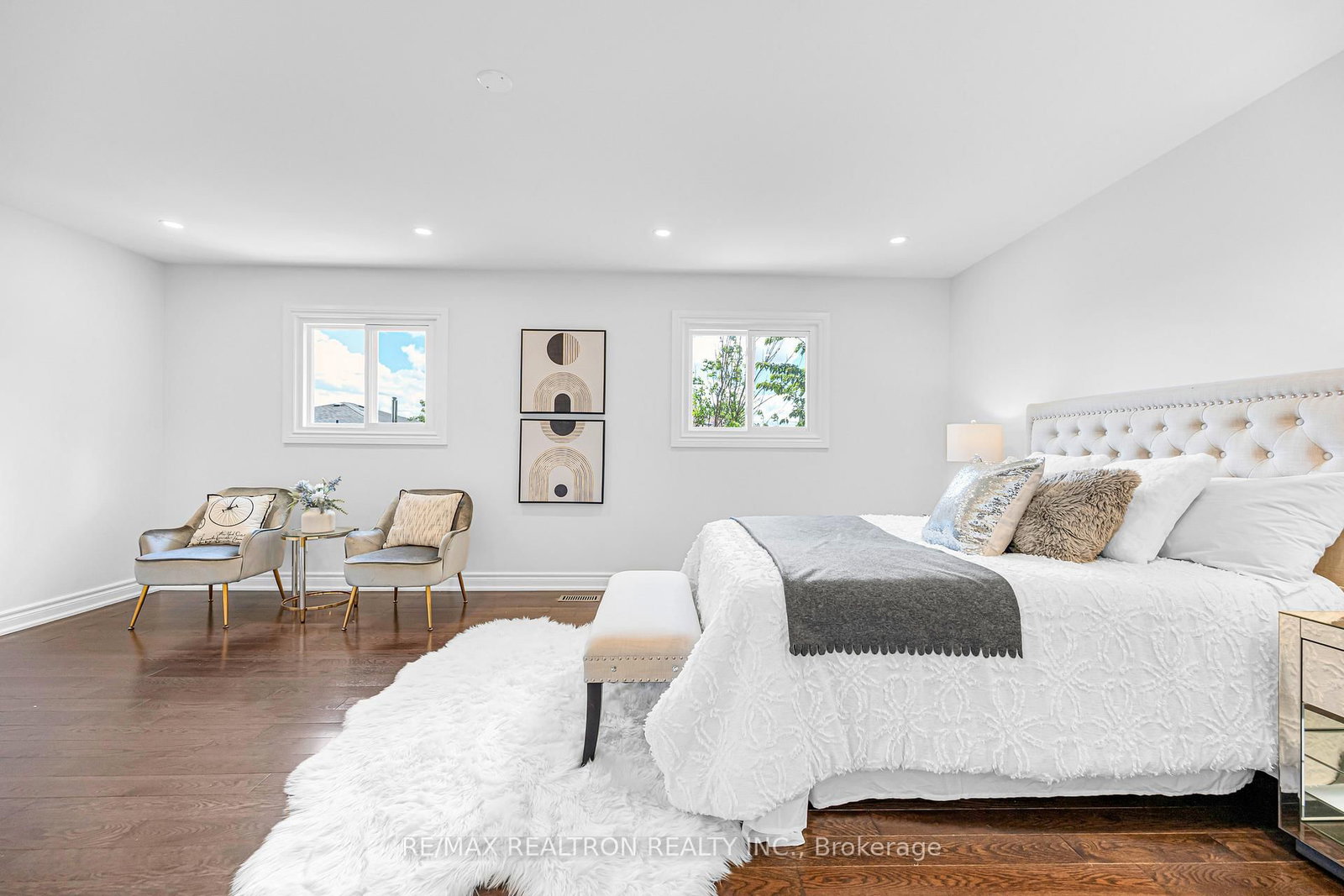 278 Bernard Avenue • Richmond Hill, ON photo 25
