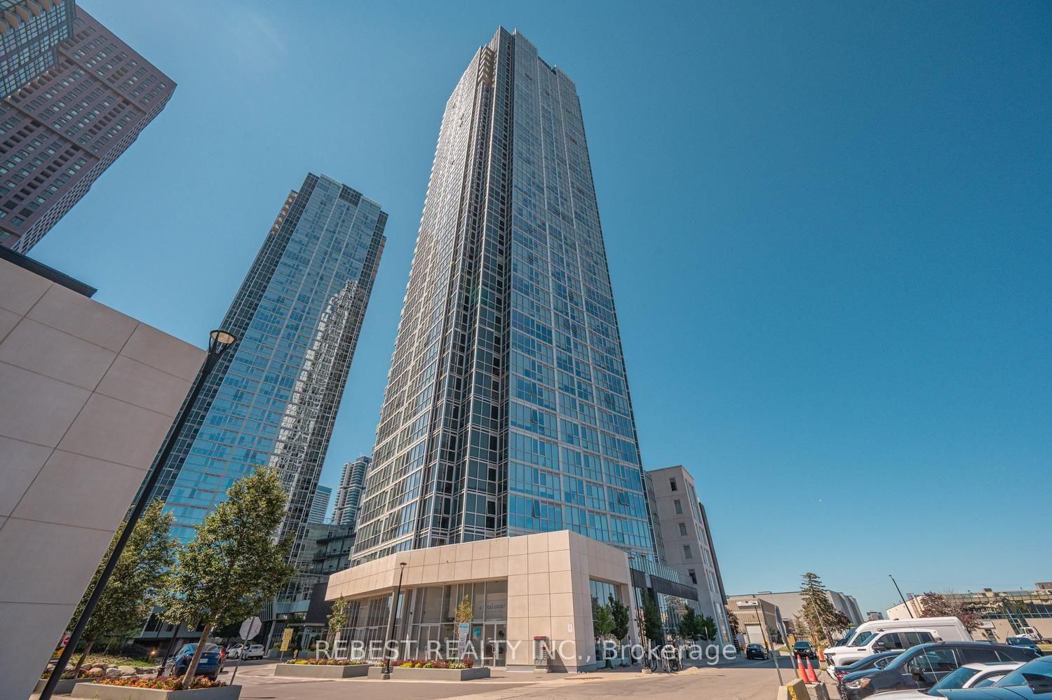 2908 Highway 7 Road • #3608 • Vaughan, ON photo 2