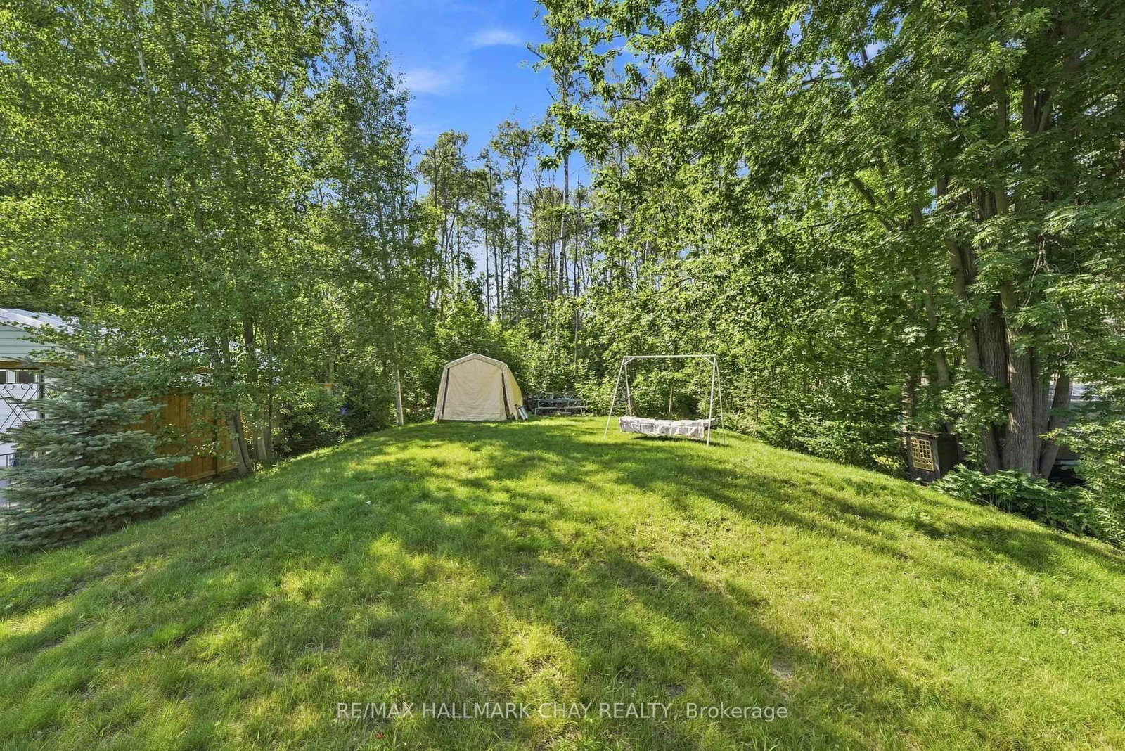 1064 Wisker Avenue • Innisfil, ON photo 39