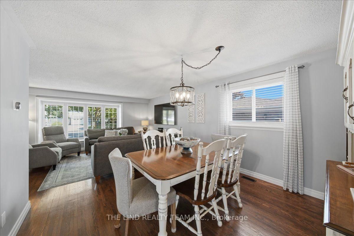 163 Orchard Heights Boulevard • Aurora, ON photo 11