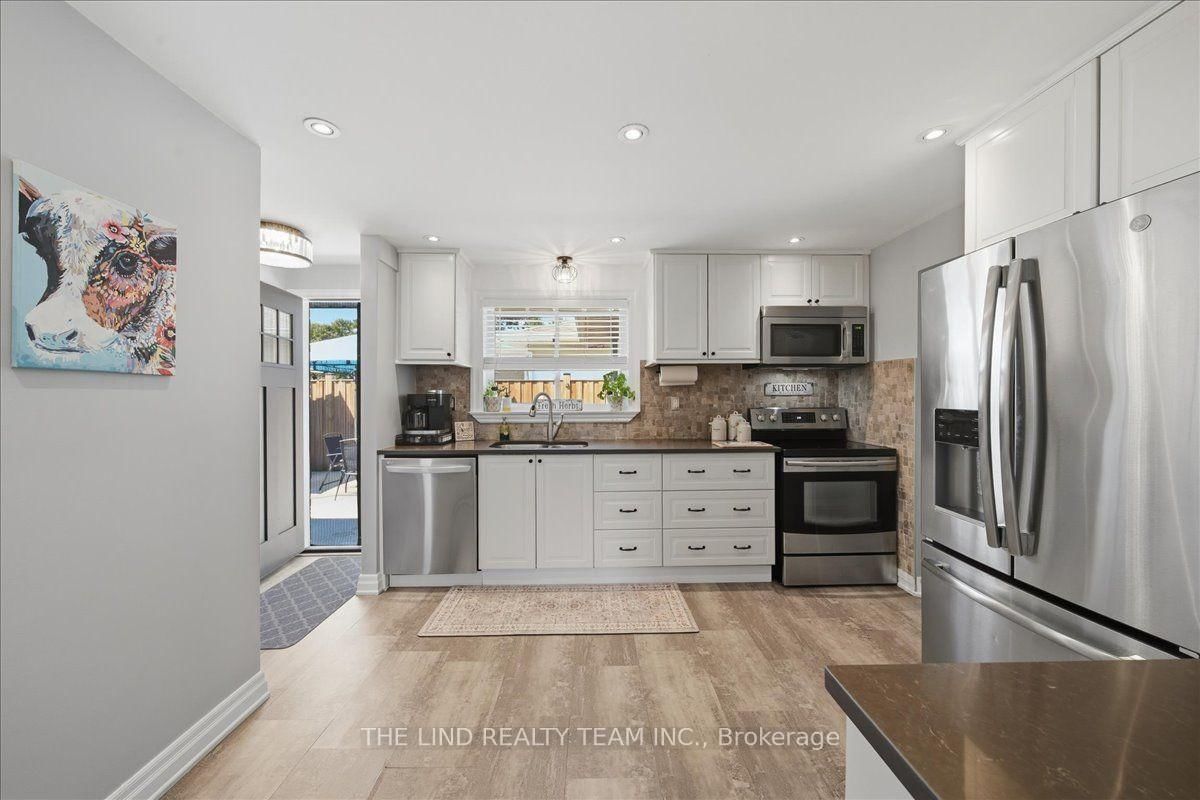 163 Orchard Heights Boulevard • Aurora, ON photo 12