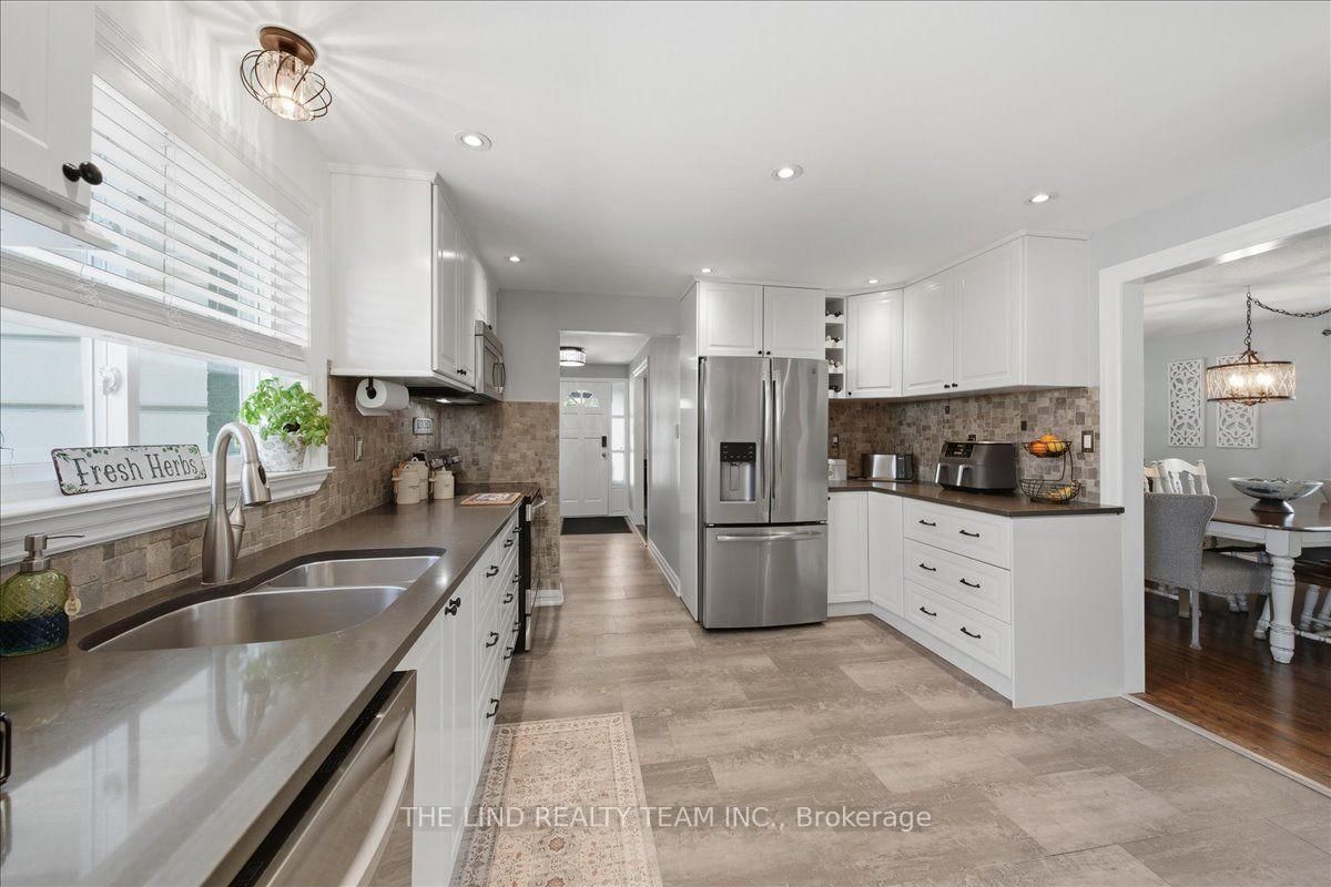 163 Orchard Heights Boulevard • Aurora, ON photo 14