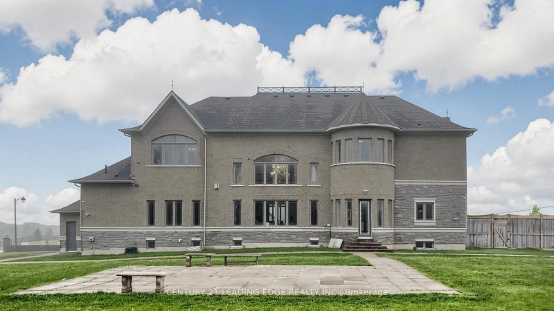 2 Sam Davis Court