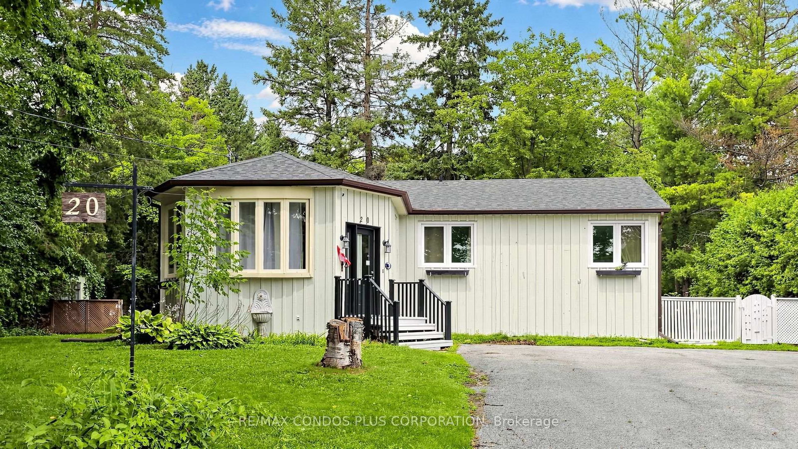 20 Southwood Crescent • Georgina, ON photo 11