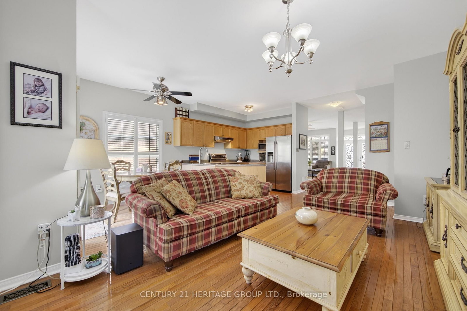 1858 Emerald Court • Innisfil, ON photo 10