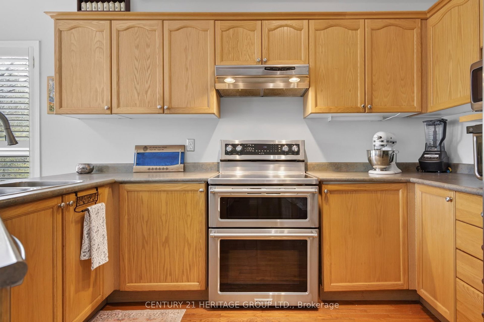 1858 Emerald Court • Innisfil, ON photo 13