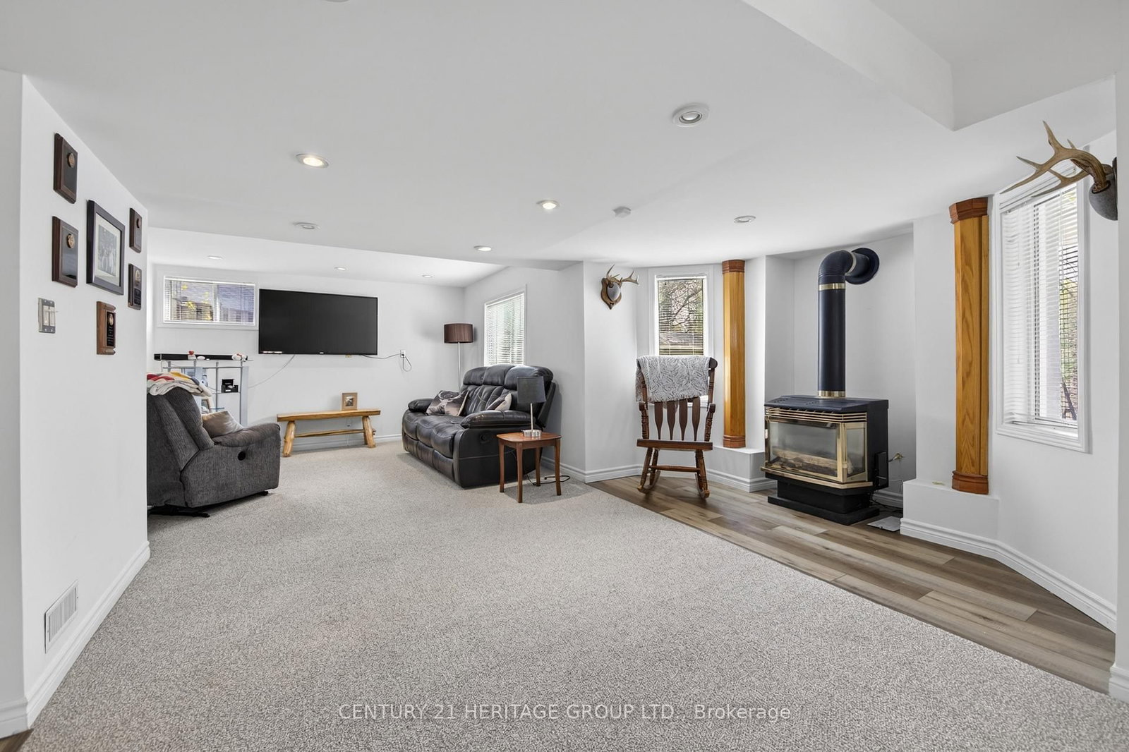 1858 Emerald Court • Innisfil, ON photo 36