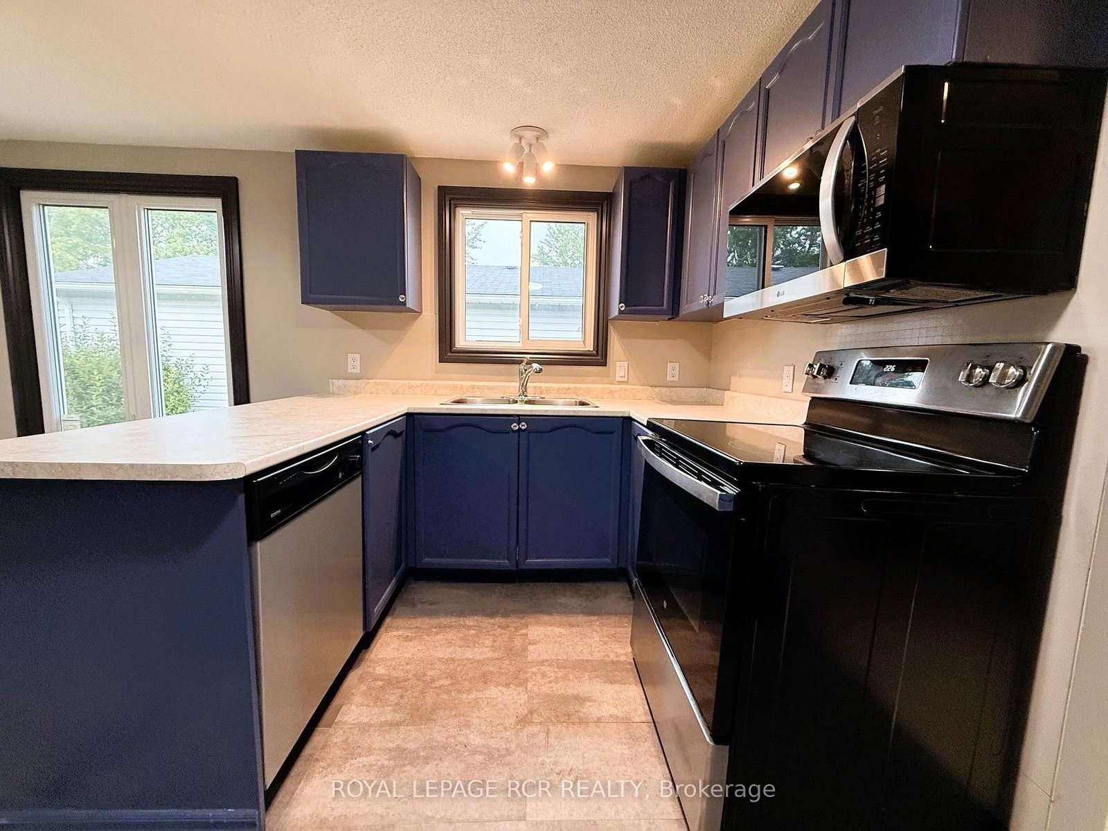 38 Royal Oak Drive • Innisfil, ON photo 21