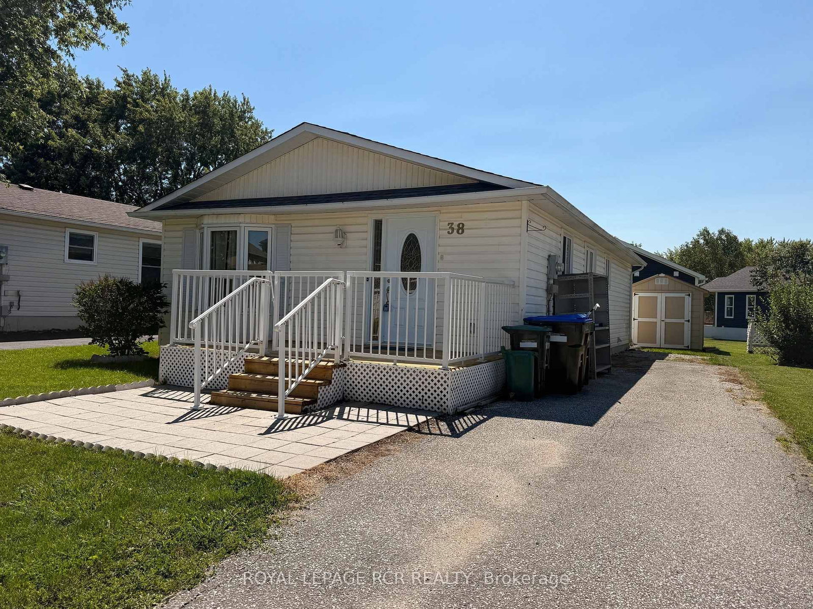 Listing Image 7