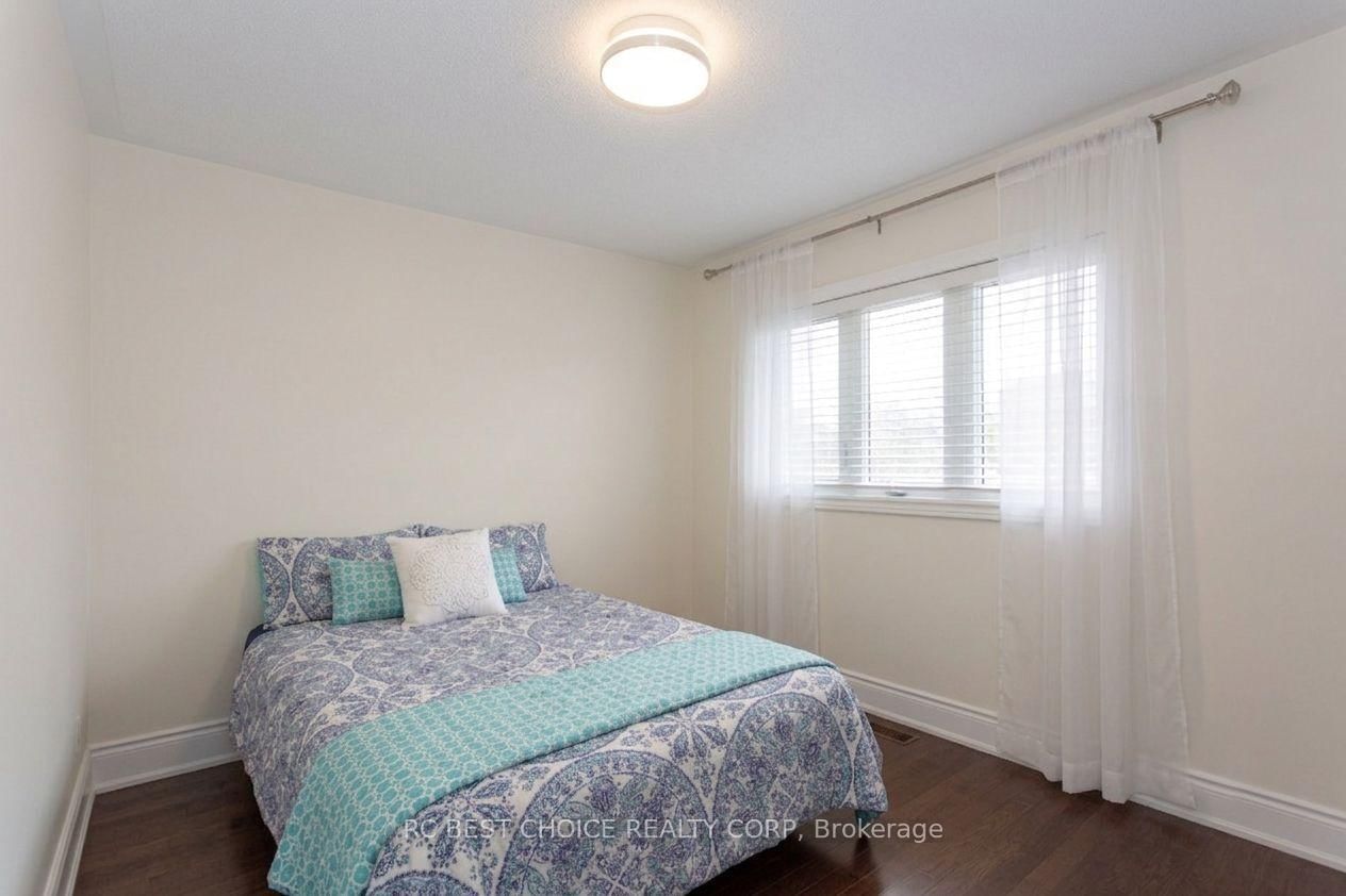 68 Carron Avenue • Vaughan, ON photo 17