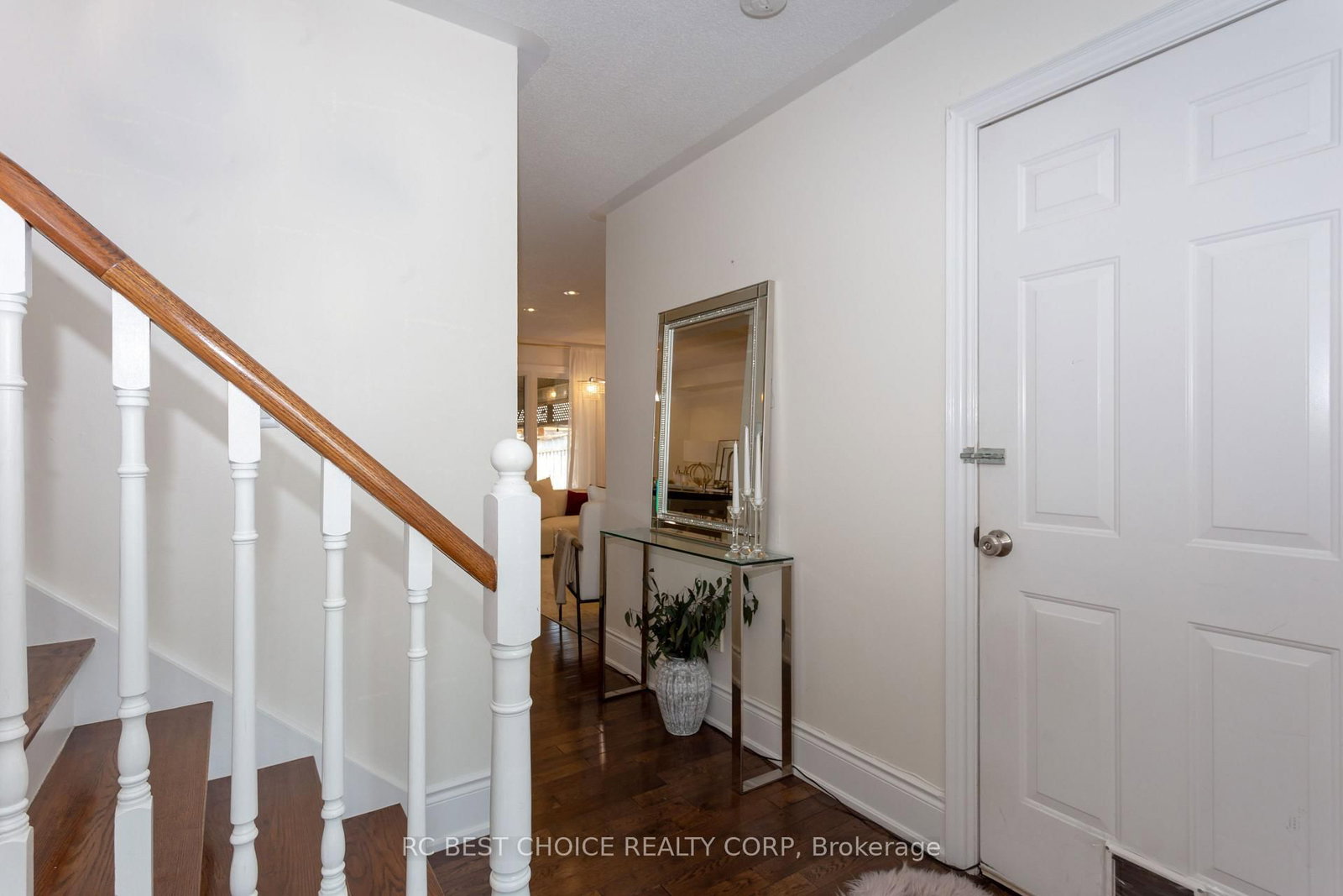 68 Carron Avenue • Vaughan, ON photo 4