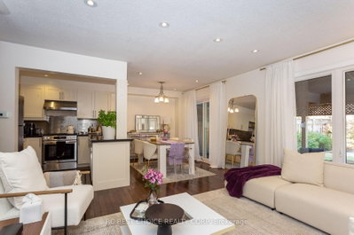 68 Carron Avenue • Vaughan, ON photo 5