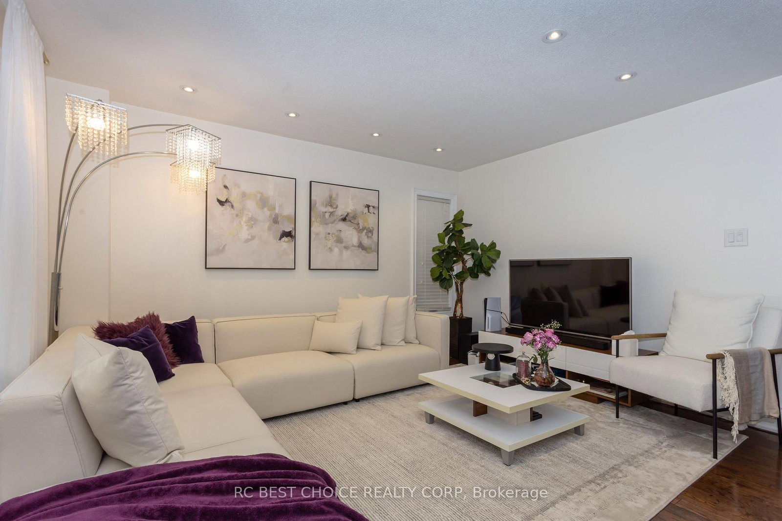 68 Carron Avenue • Vaughan, ON photo 6