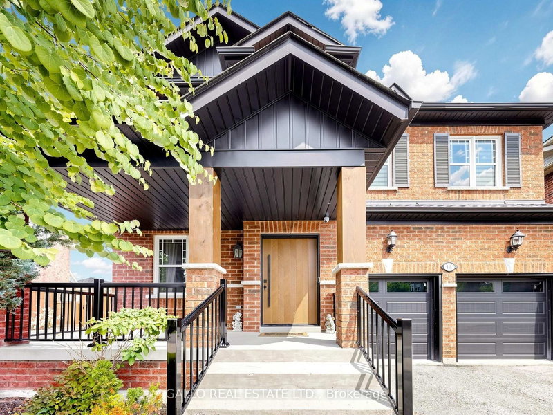 111 Pondmede Crescent