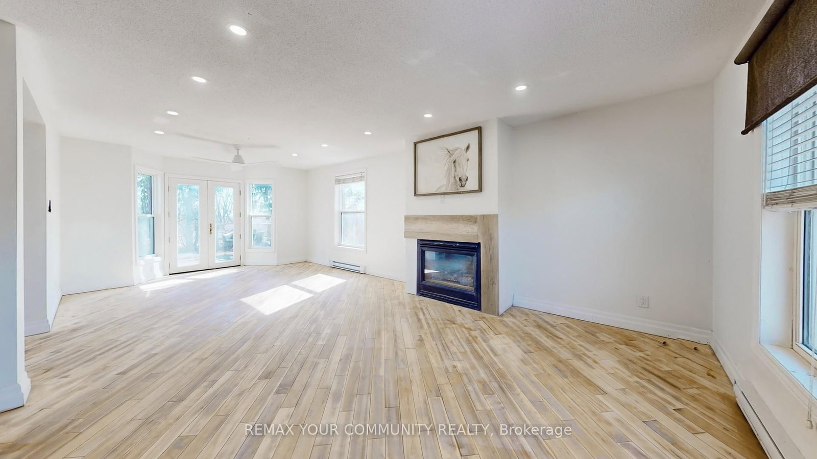 4219 Stouffville Road • Whitchurch-Stouffville, ON photo 4