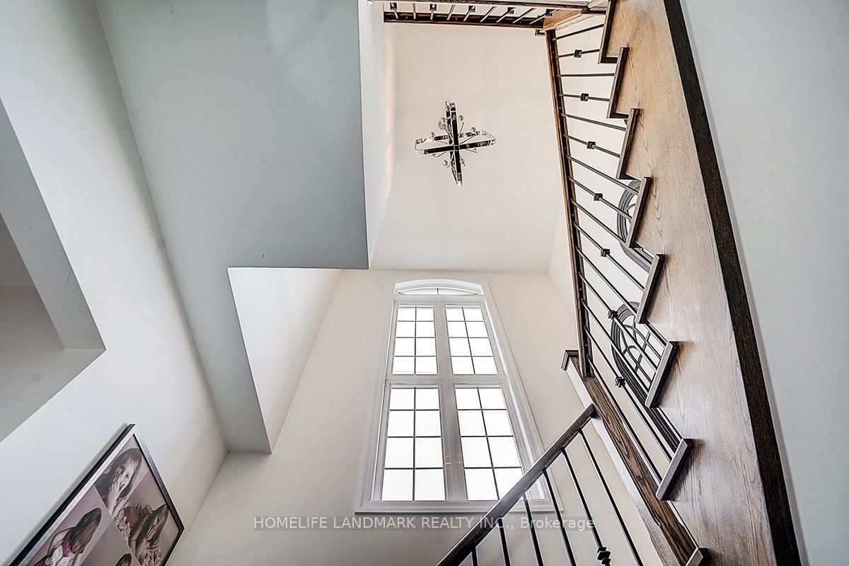 56 Botelho Circle • Aurora, ON photo 26