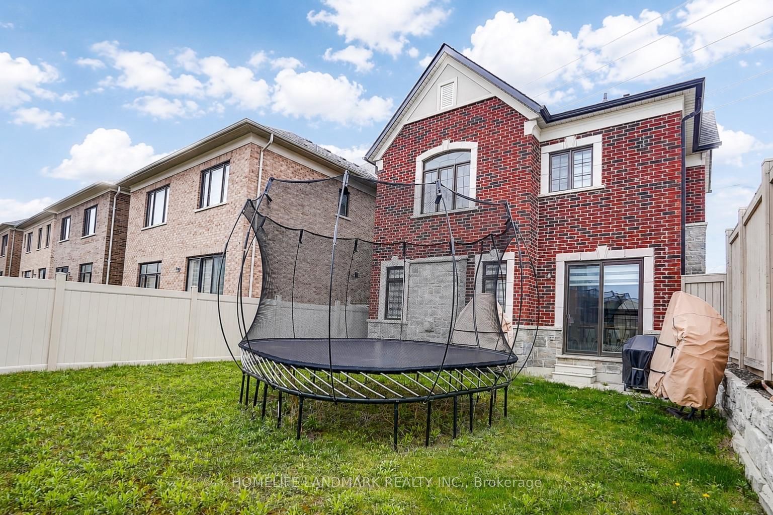 56 Botelho Circle • Aurora, ON photo 41