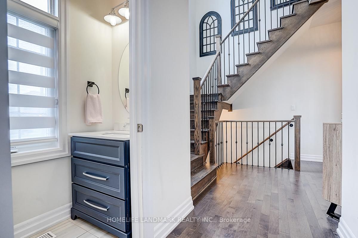 56 Botelho Circle • Aurora, ON photo 44