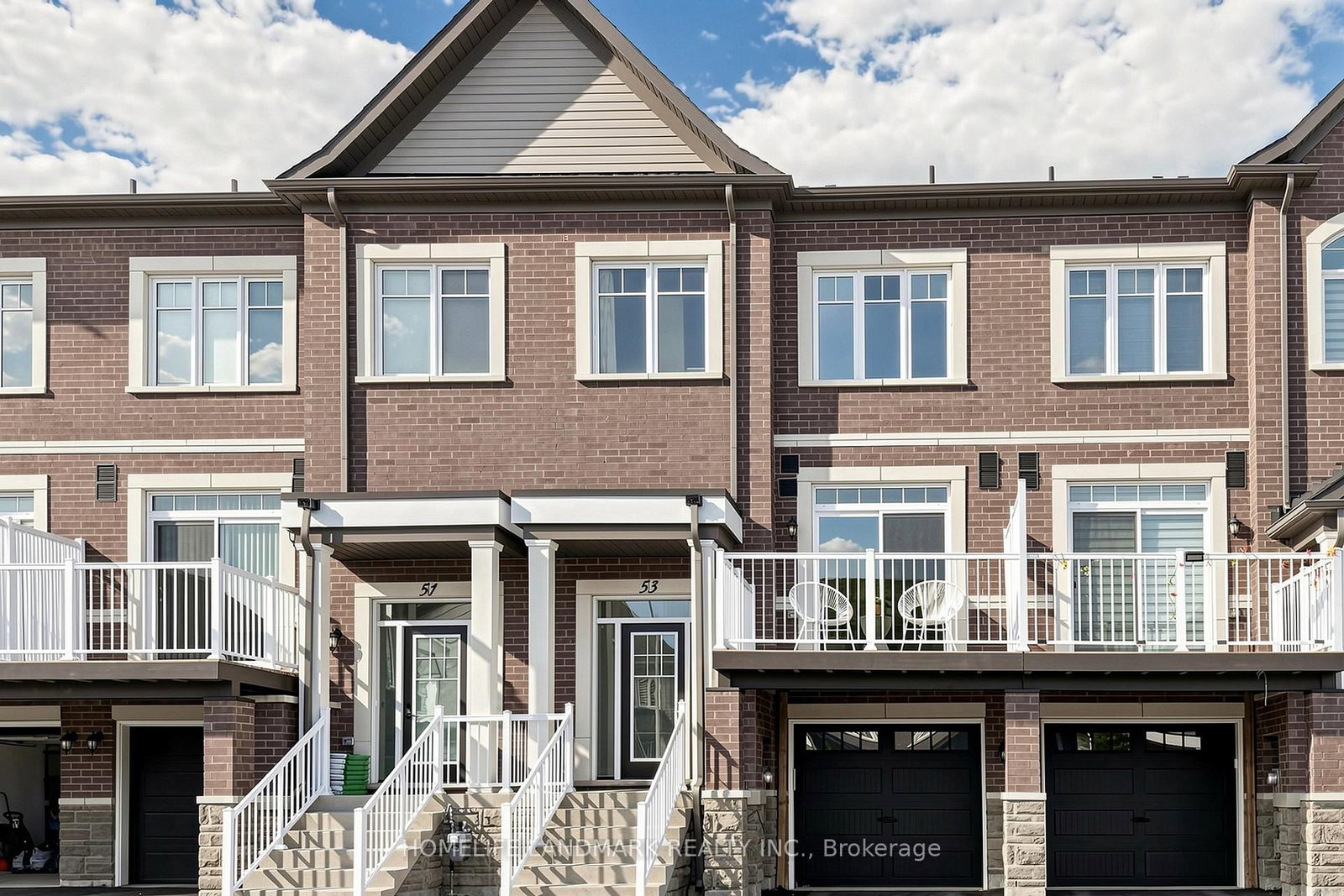 53 Seguin Street • Richmond Hill, ON photo 2