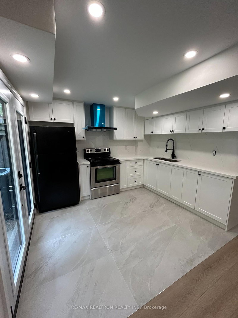 155 Smoothwater Terrace