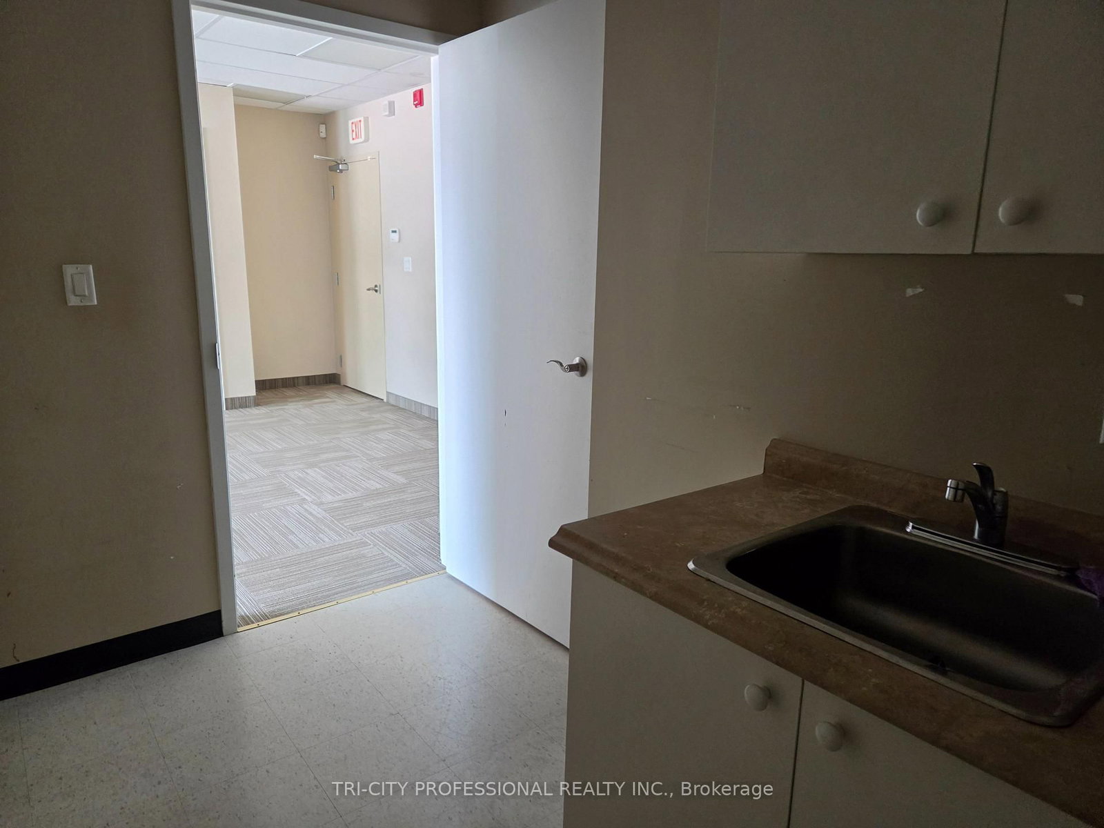 9889 Markham Road, Unit 204 - Photo 6