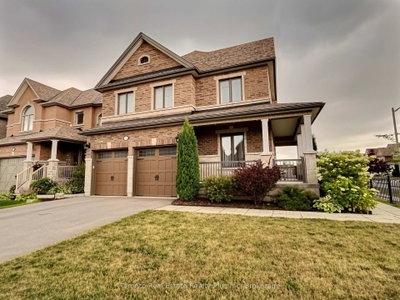 214 Eighth Avenue • New Tecumseth, ON photo 2