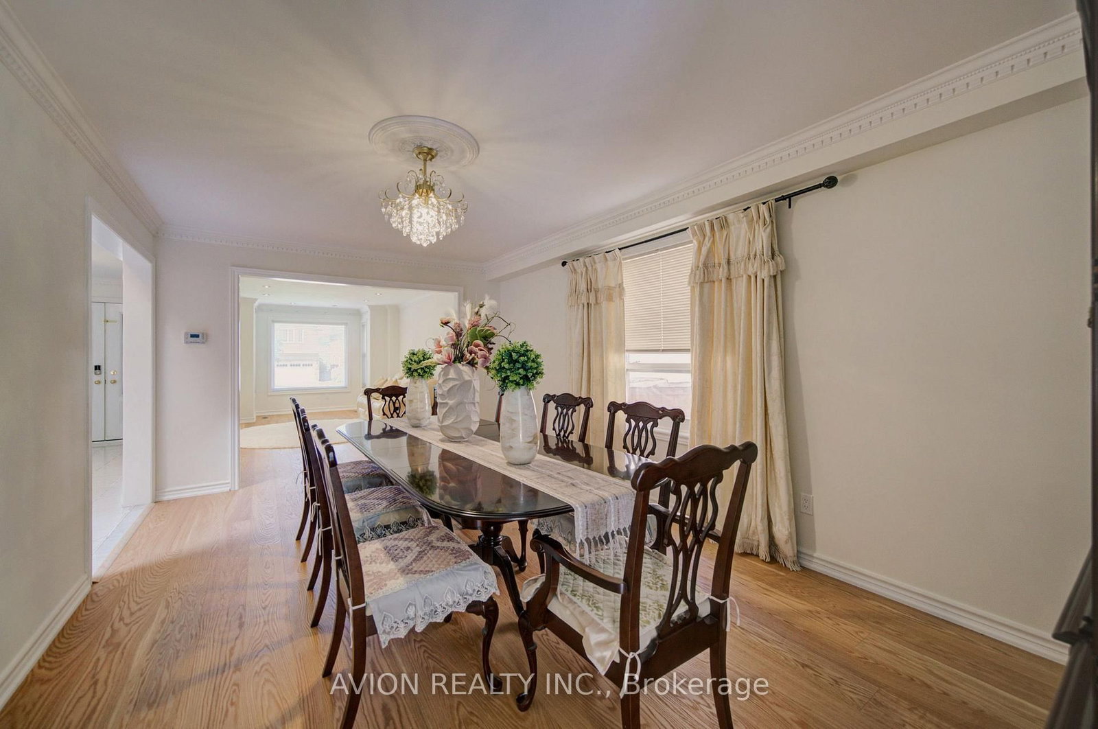203 Valleymede Drive • Richmond Hill, ON photo 10