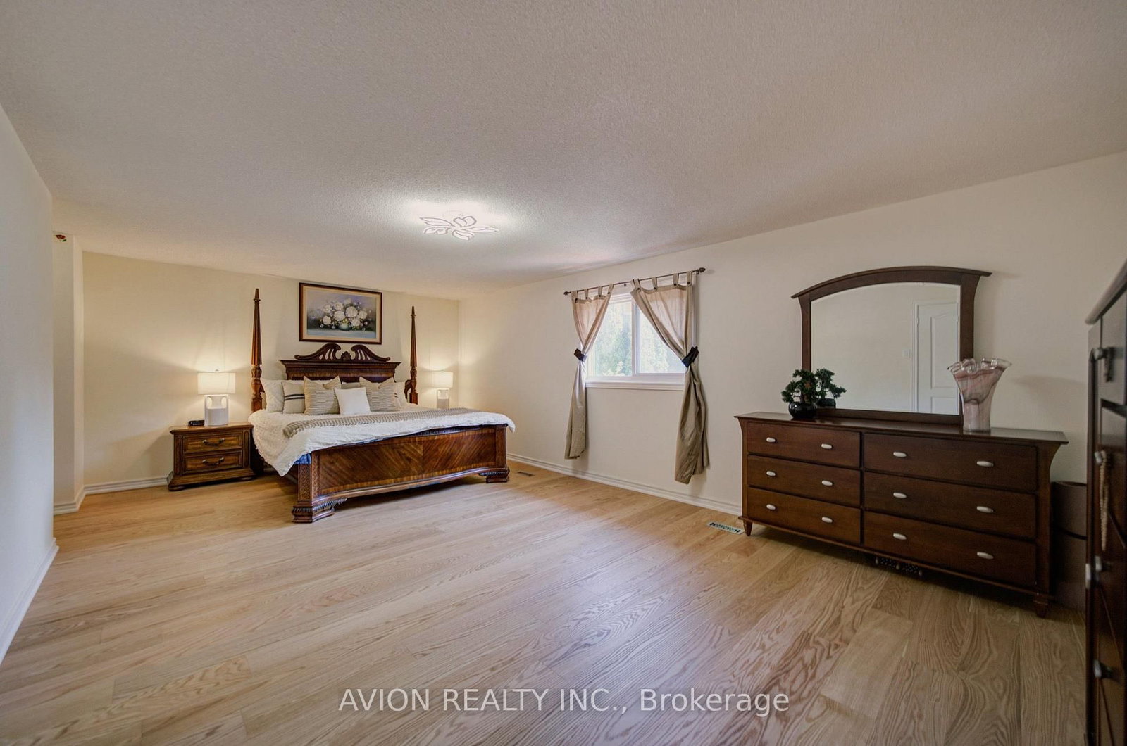 203 Valleymede Drive • Richmond Hill, ON photo 19