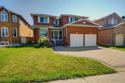 203 Valleymede Drive • Richmond Hill, ON photo 2