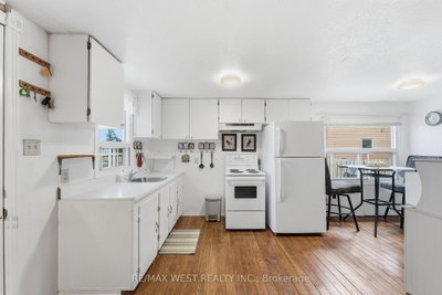 2234 Crystal Beach Road • Innisfil, ON photo 9