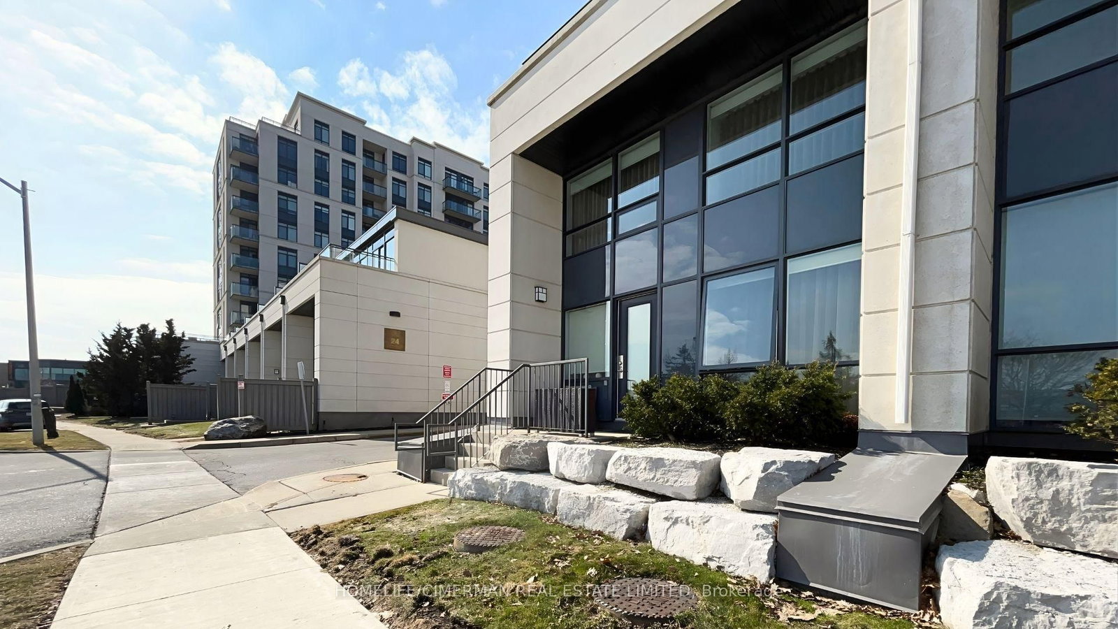 12 Woodstream Boulevard • #118 • Vaughan, ON photo 34