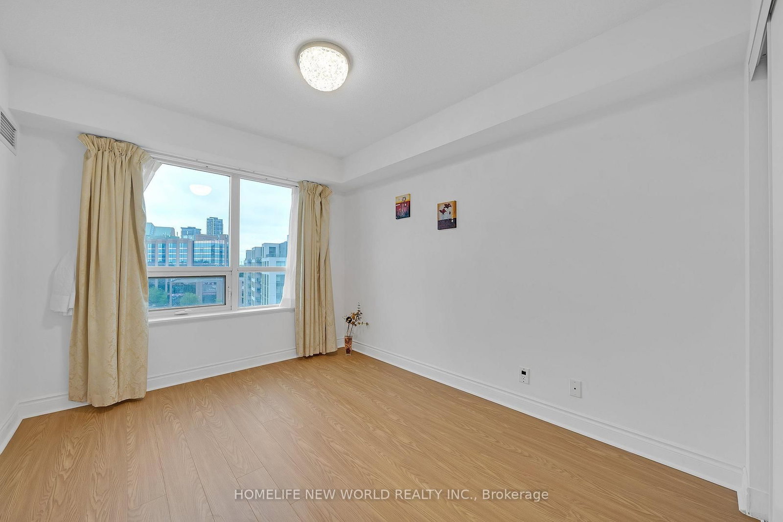 55 South Town Centre Boulevard • #912 • Markham, ON photo 17