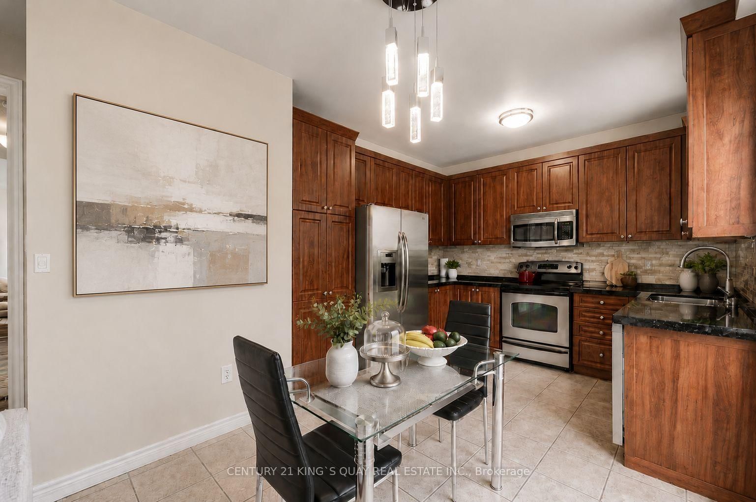 1 Lourakis Street • Richmond Hill, ON photo 11