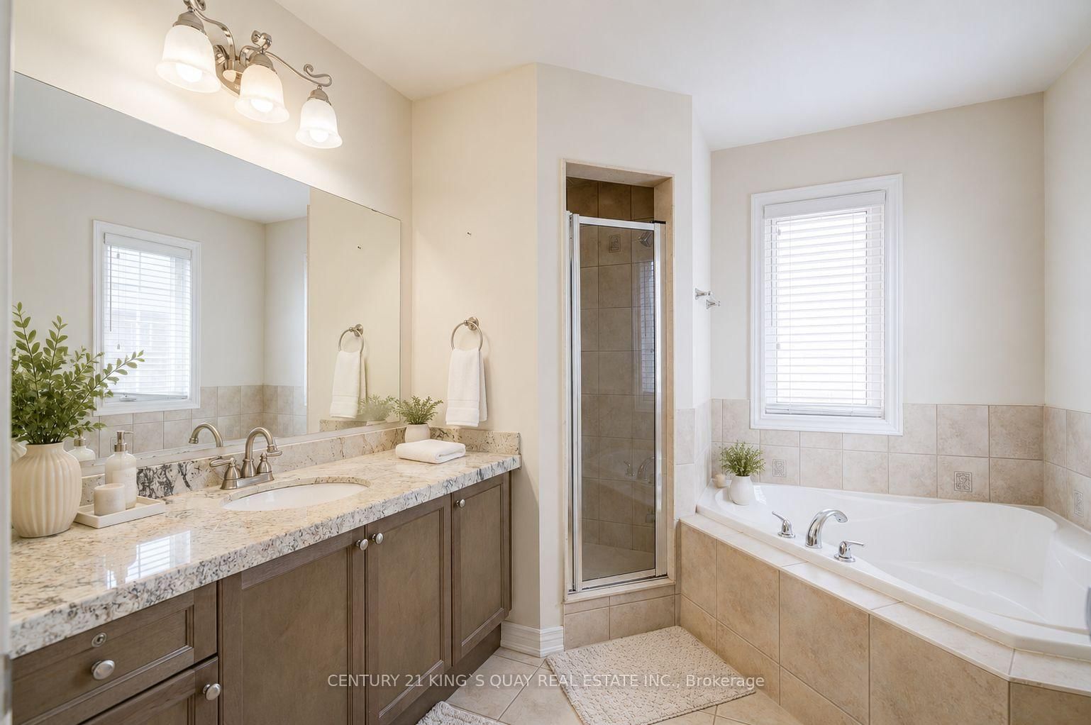 1 Lourakis Street • Richmond Hill, ON photo 13