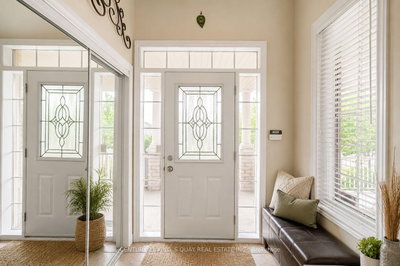 1 Lourakis Street • Richmond Hill, ON photo 4